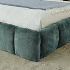 Cadre de lit King Size capitonné en tissu chenille, lit plateforme robuste avec tête de lit et cadre en bois massif