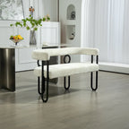 Canapé deux places moderne en tissu chenille avec accoudoirs et pieds en métal pour salon